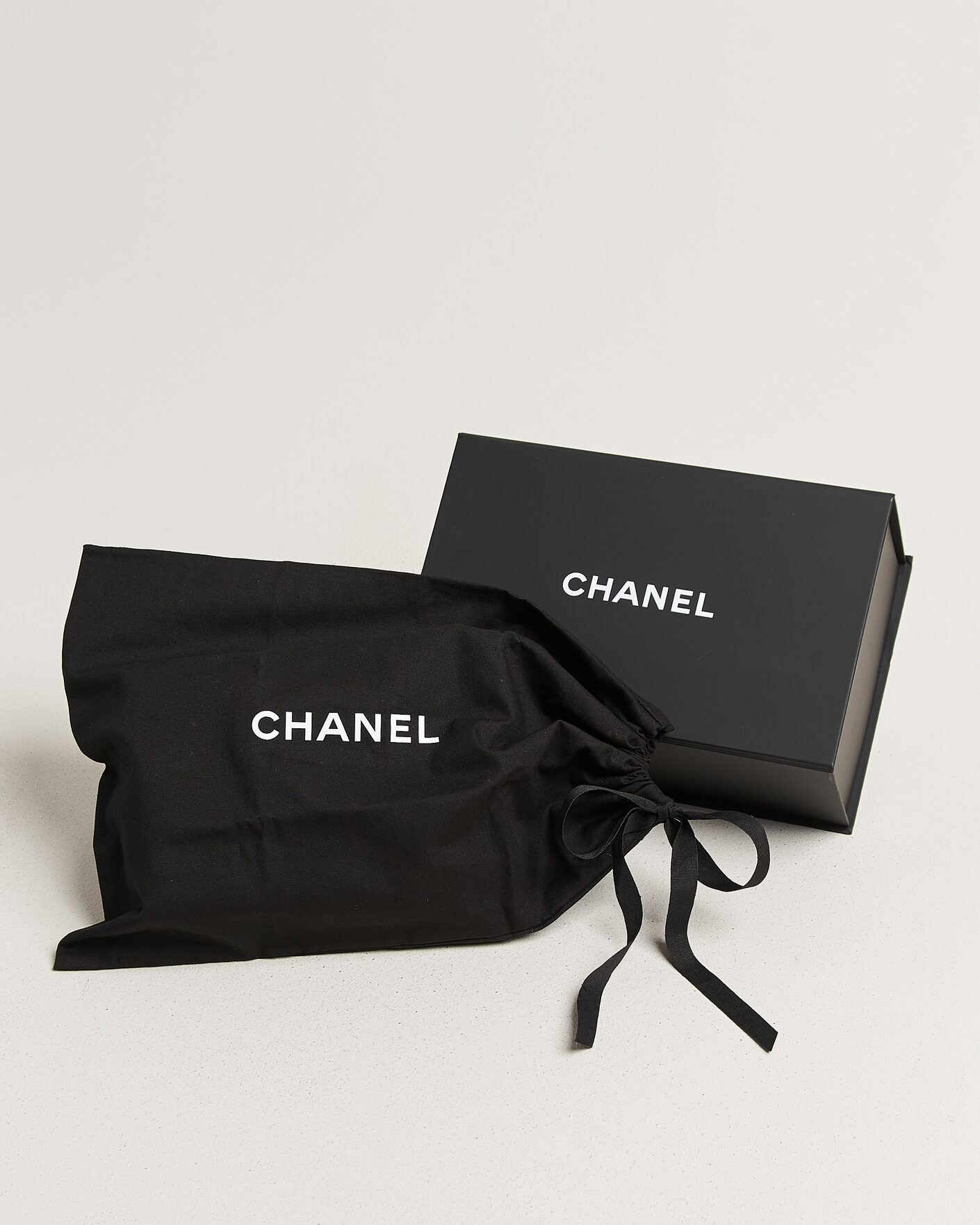 Men | Pre-Owned & Vintage Bags | Chanel Pre-Owned | Classic Mini Rectangular Single Flap Bag Lambskin Black
