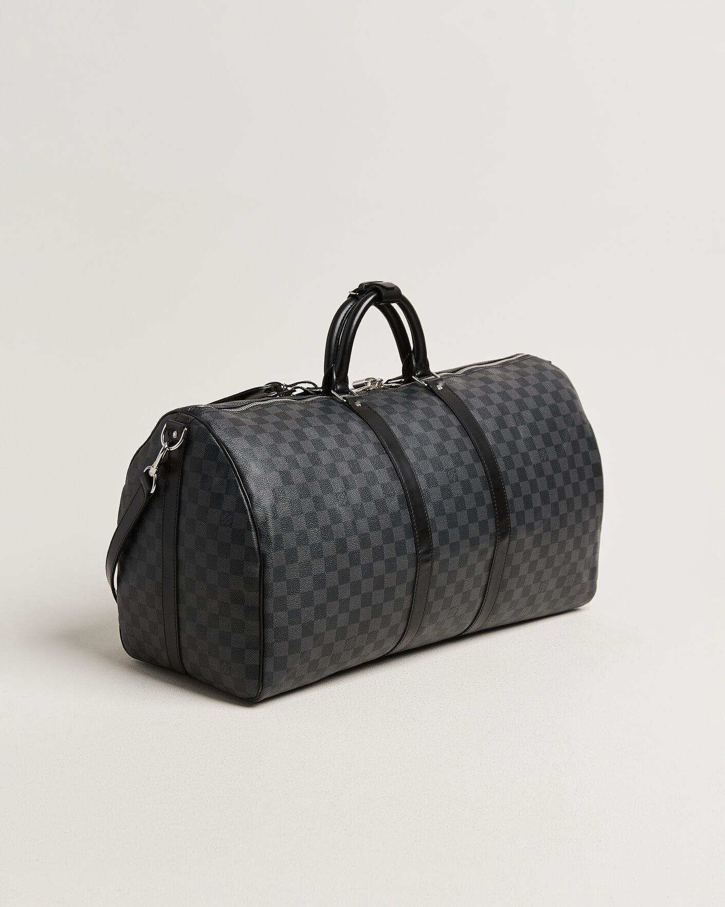 Men | Pre-Owned & Vintage Bags | Louis Vuitton Pre-Owned | Keepall Bandouliére 55 Damier Graphite