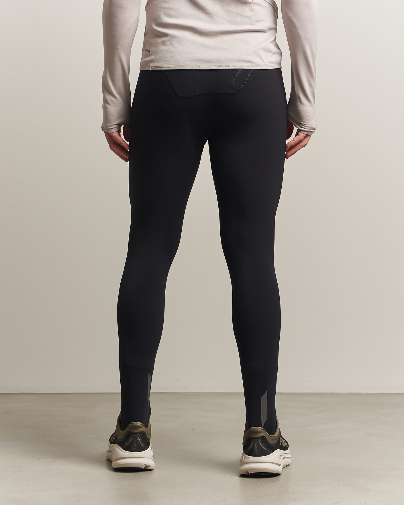 Men | Trousers | SOAR Running | NWB Session Tights Black