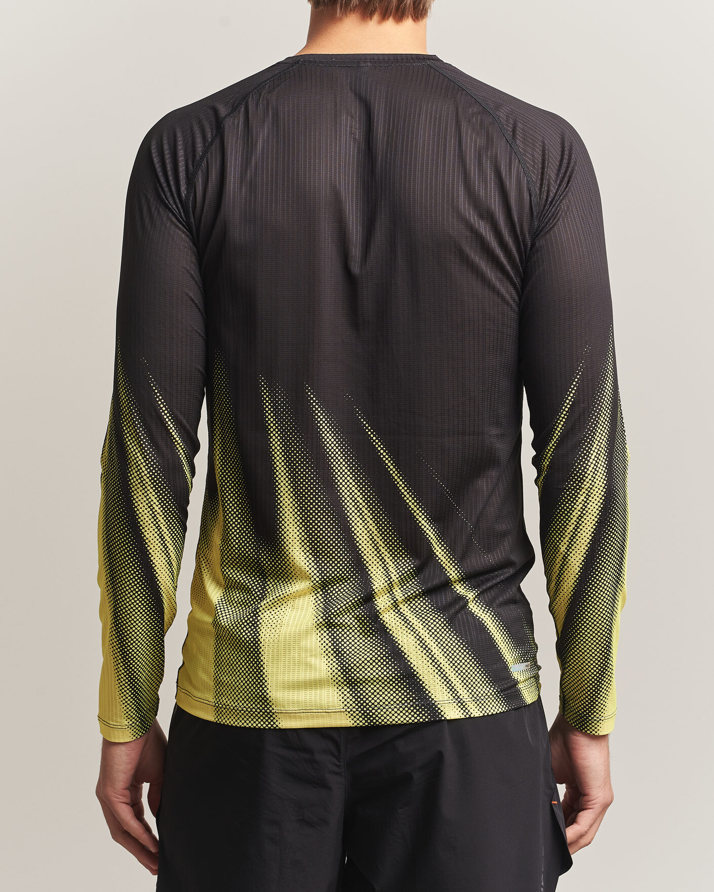 Men | T-Shirts | SOAR Running | LS Race Base Yellow/Black