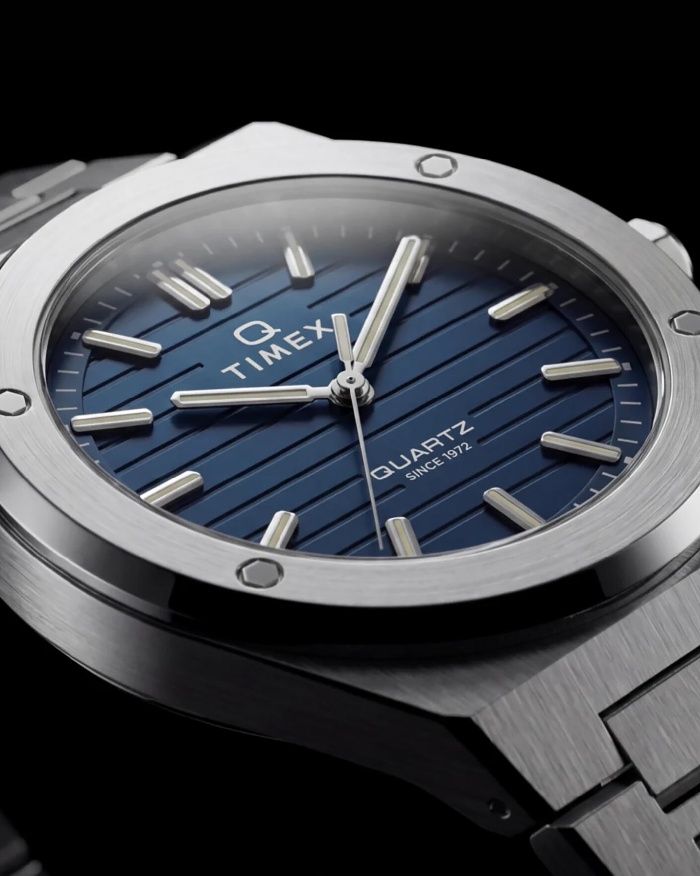 Men | Timex Q Marbella Quartz Stainless Steel 40,5mm Blue Dial | Timex | Q Marbella Quartz Stainless Steel 40,5mm Blue Dial