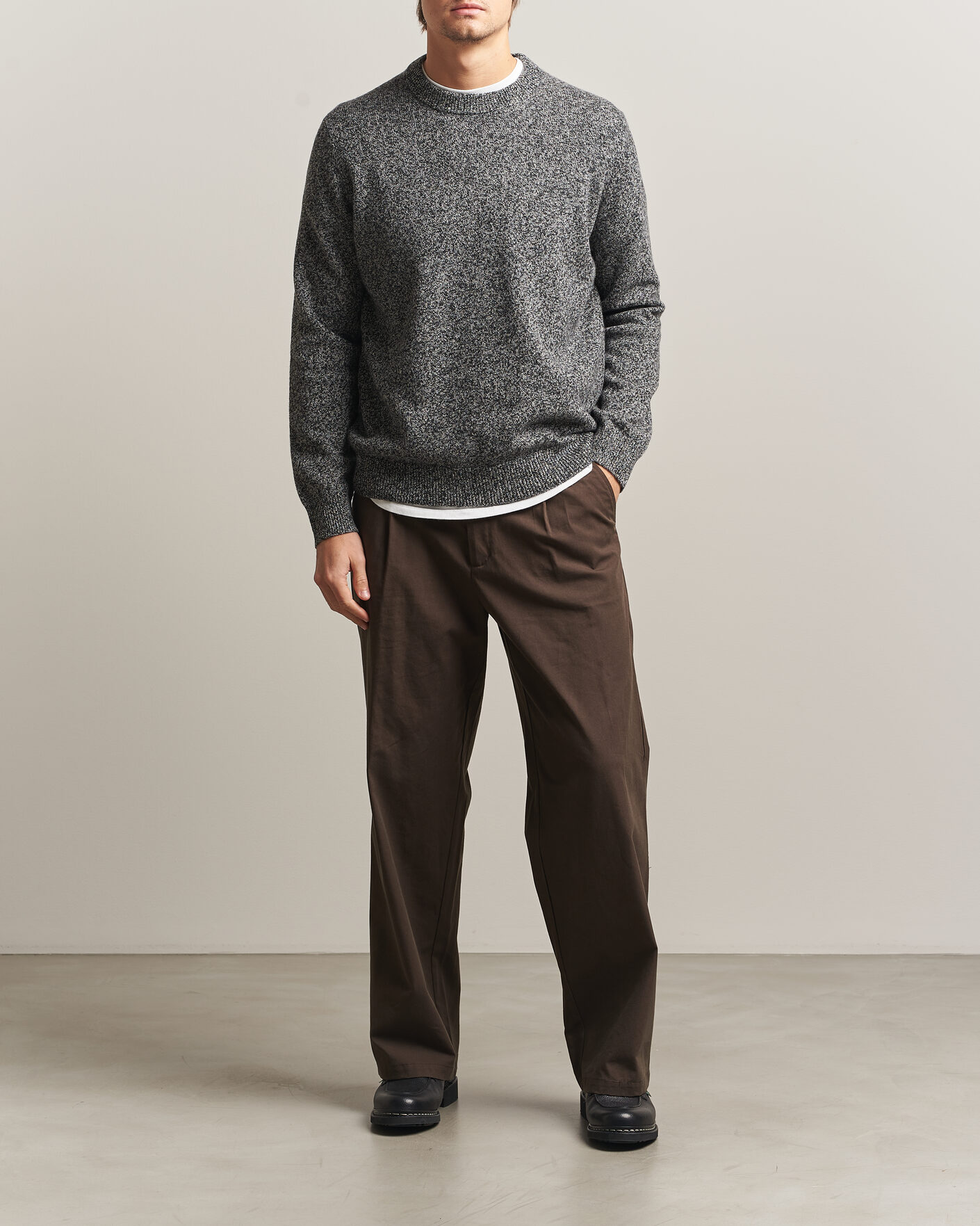Men | Sweaters & Knitwear | Samsøe Samsøe | Isak Knitted Crew Neck Black White Melange