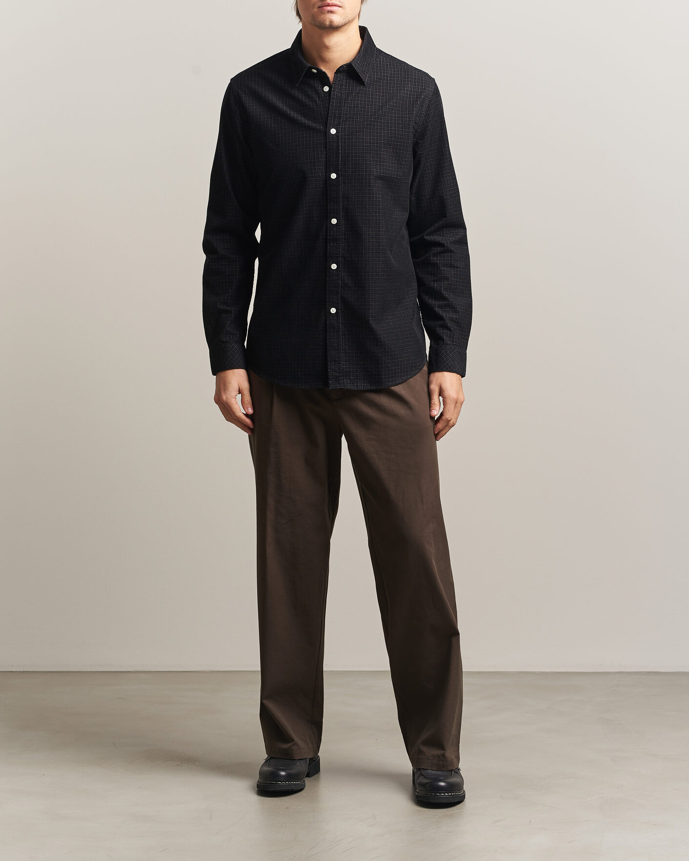 Men | Shirts | Samsøe Samsøe | Liam Baby Cord Checked Shirt Black