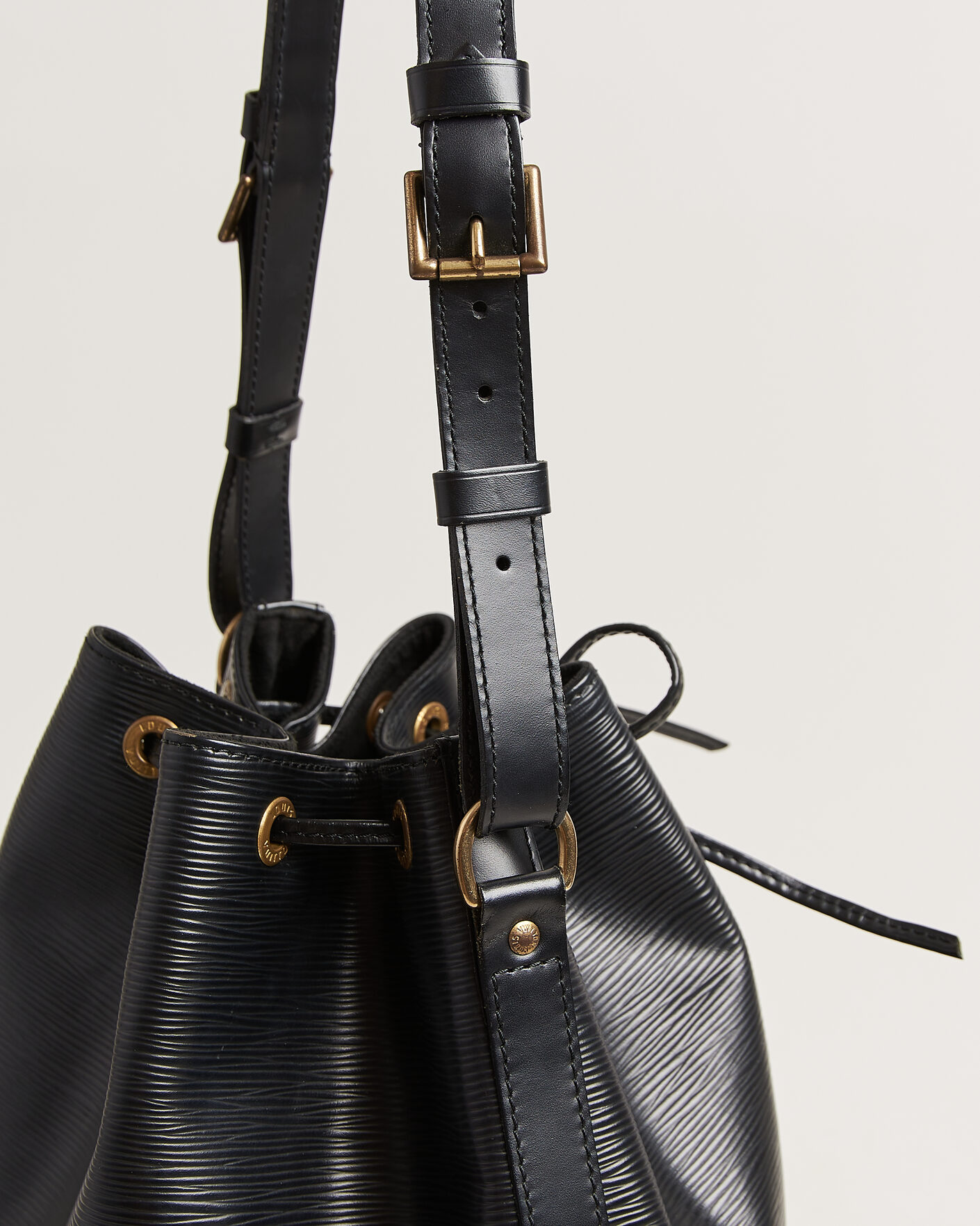 Louis Vuitton Pre-Owned Noé Epi Leather Black at CareOfCarl.com