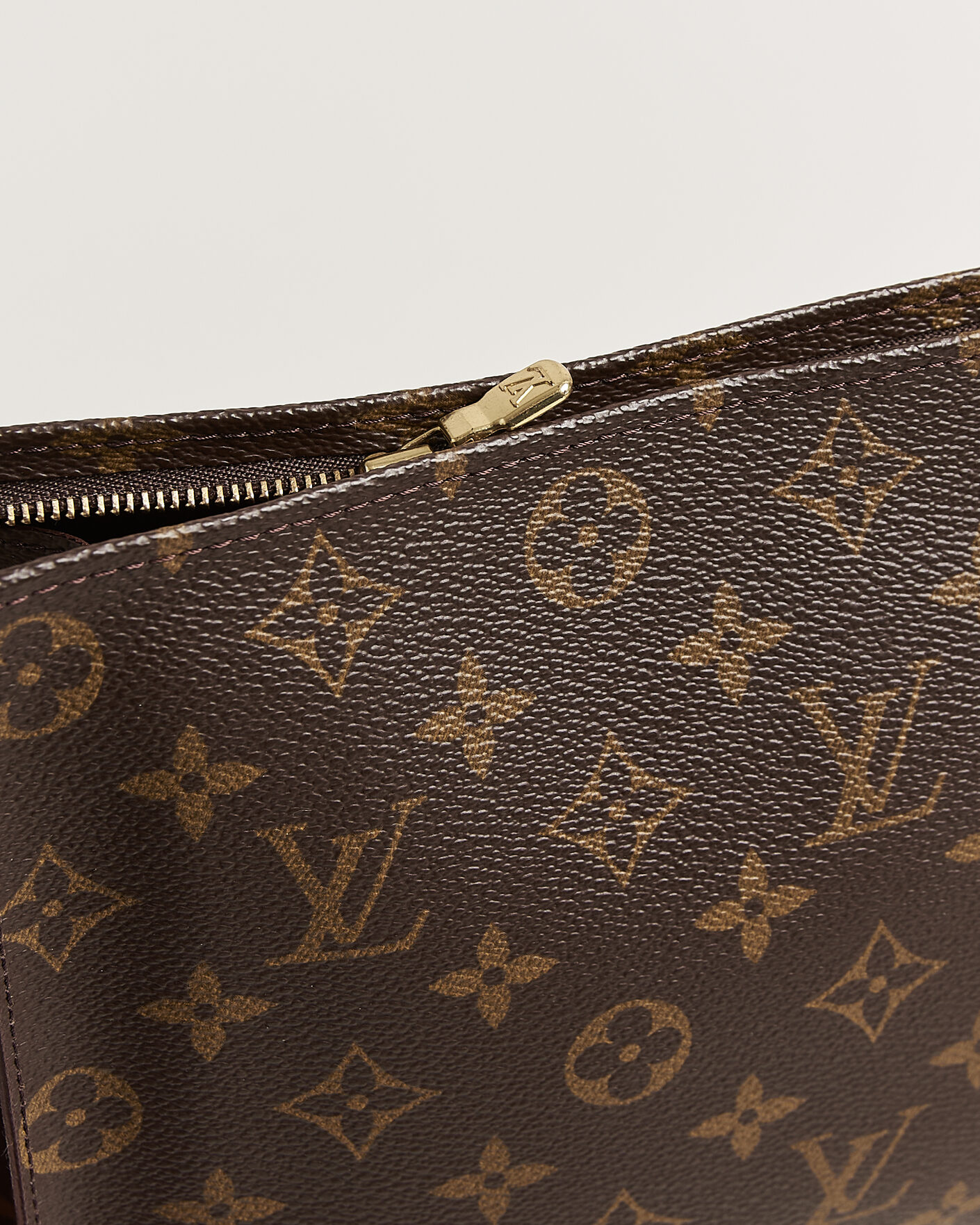 Men | Pre-Owned & Vintage Bags | Louis Vuitton Pre-Owned | Poche Toilette NM Monogram