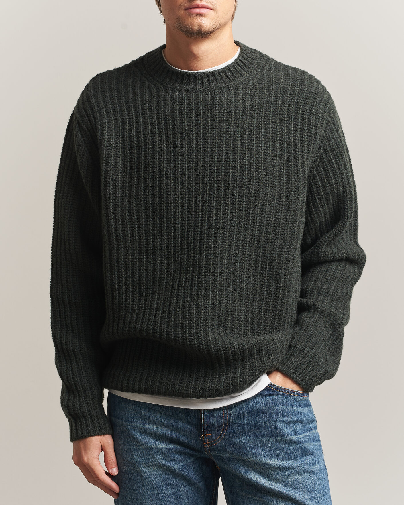 Men | Sweaters & Knitwear | Nudie Jeans | Gurry Chunky Knitted Sweater Racing Green