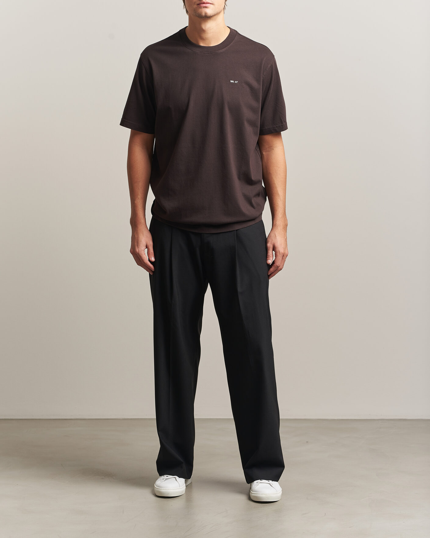 Men | T-Shirts | NN07 | Adam Crew Neck T-Shirt Deep Truffle