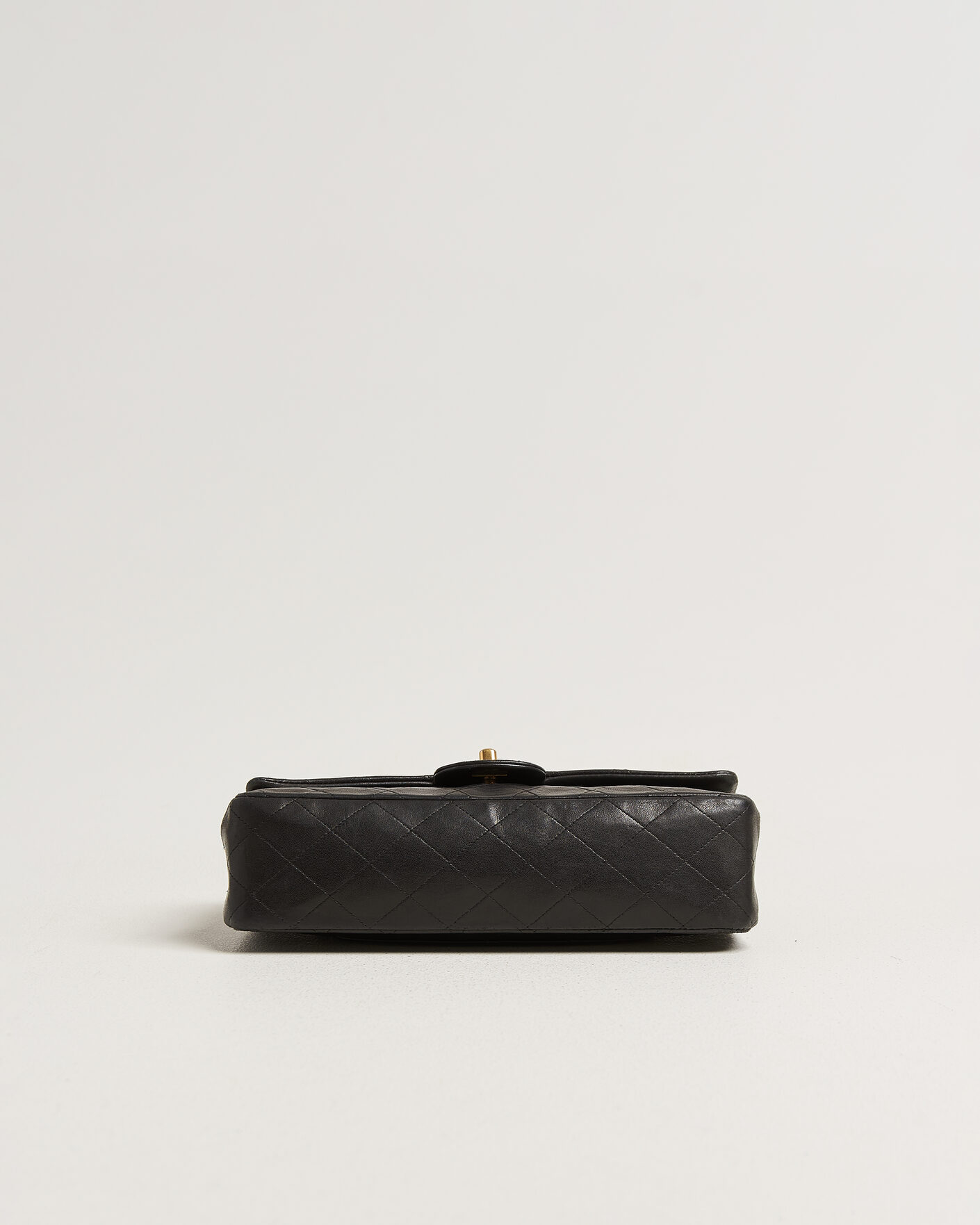 Men | Pre-Owned & Vintage Bags | Louis Vuitton Pre-Owned | Chanel Pre-Owned Classic Medium Double Flap Bag Lambskin Black