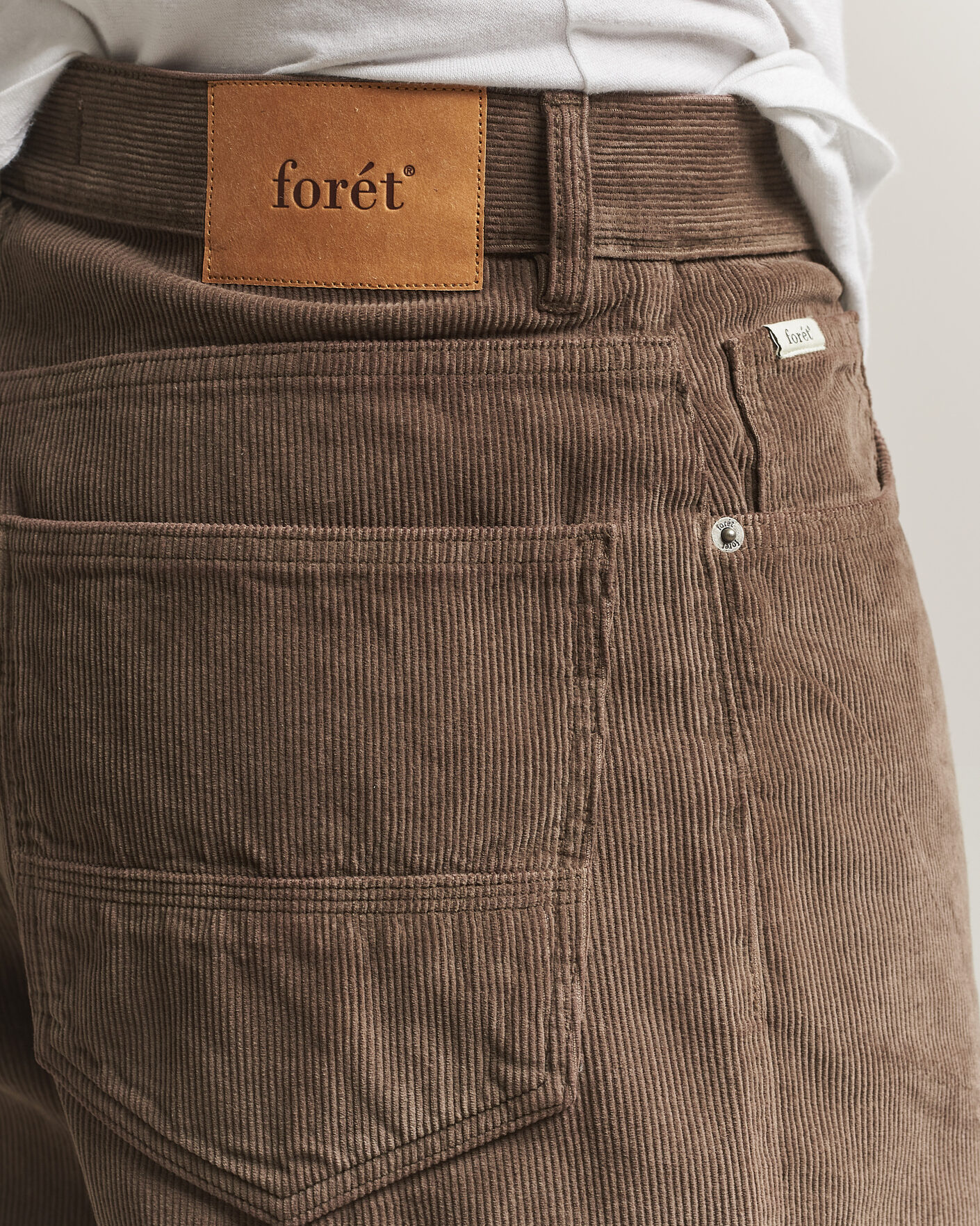 Men | Trousers | Forét | Moor Relaxed Fit Corduroy Pants Faded Wood