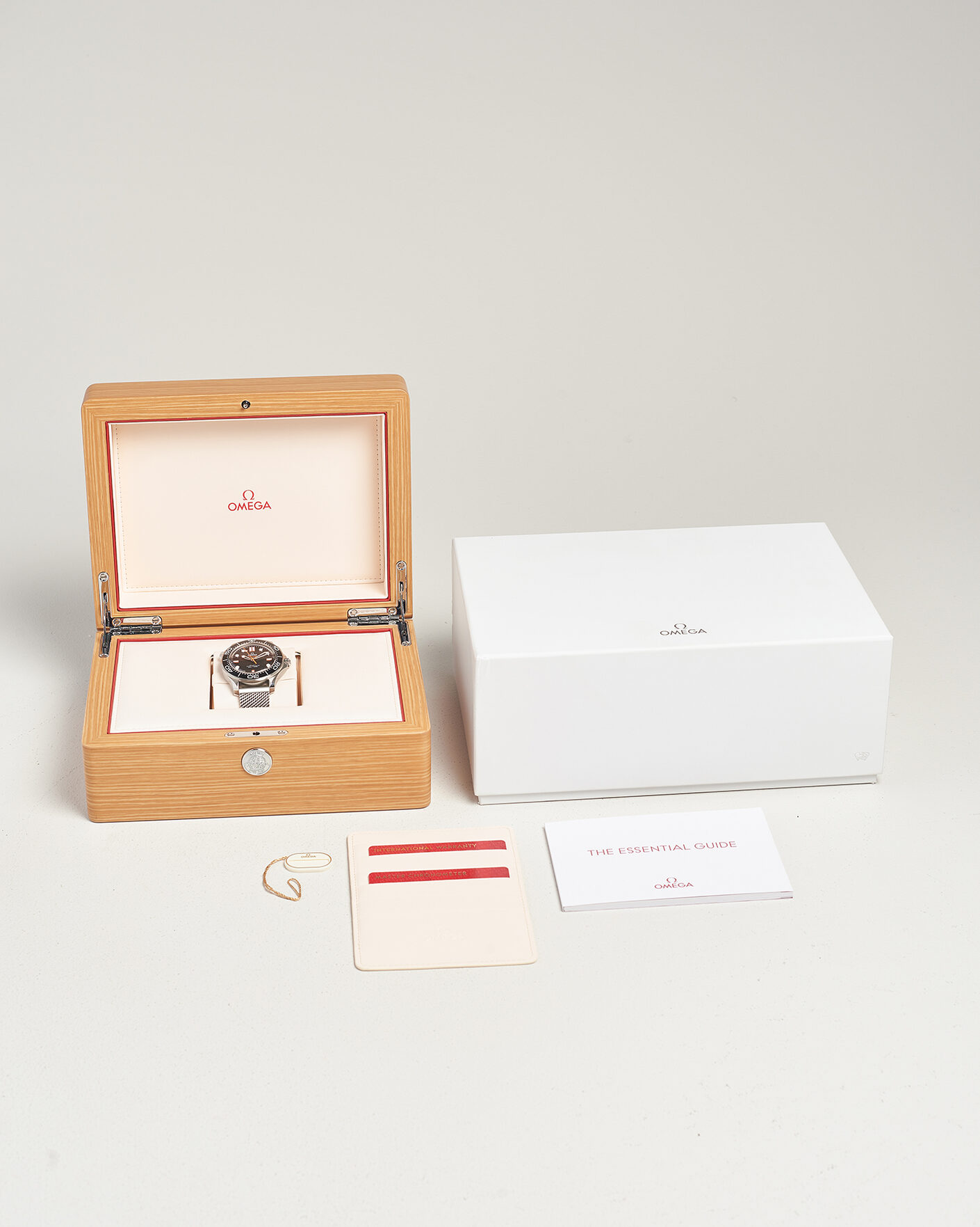 Men | Pre-Owned & Vintage Watches | Omega Pre-Owned | Seamaster Diver 300M