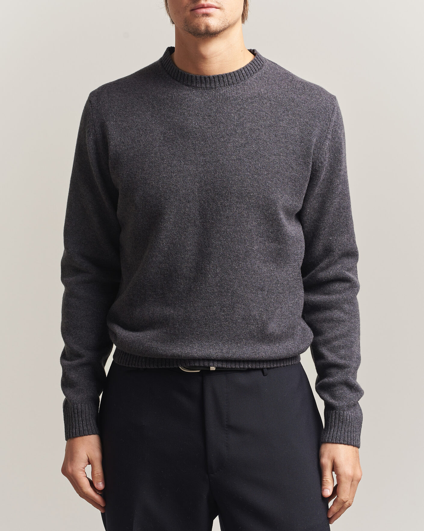 Men | Sweaters & Knitwear | Stenströms | Knitted Lambswool Crew Neck Dark Grey Melange