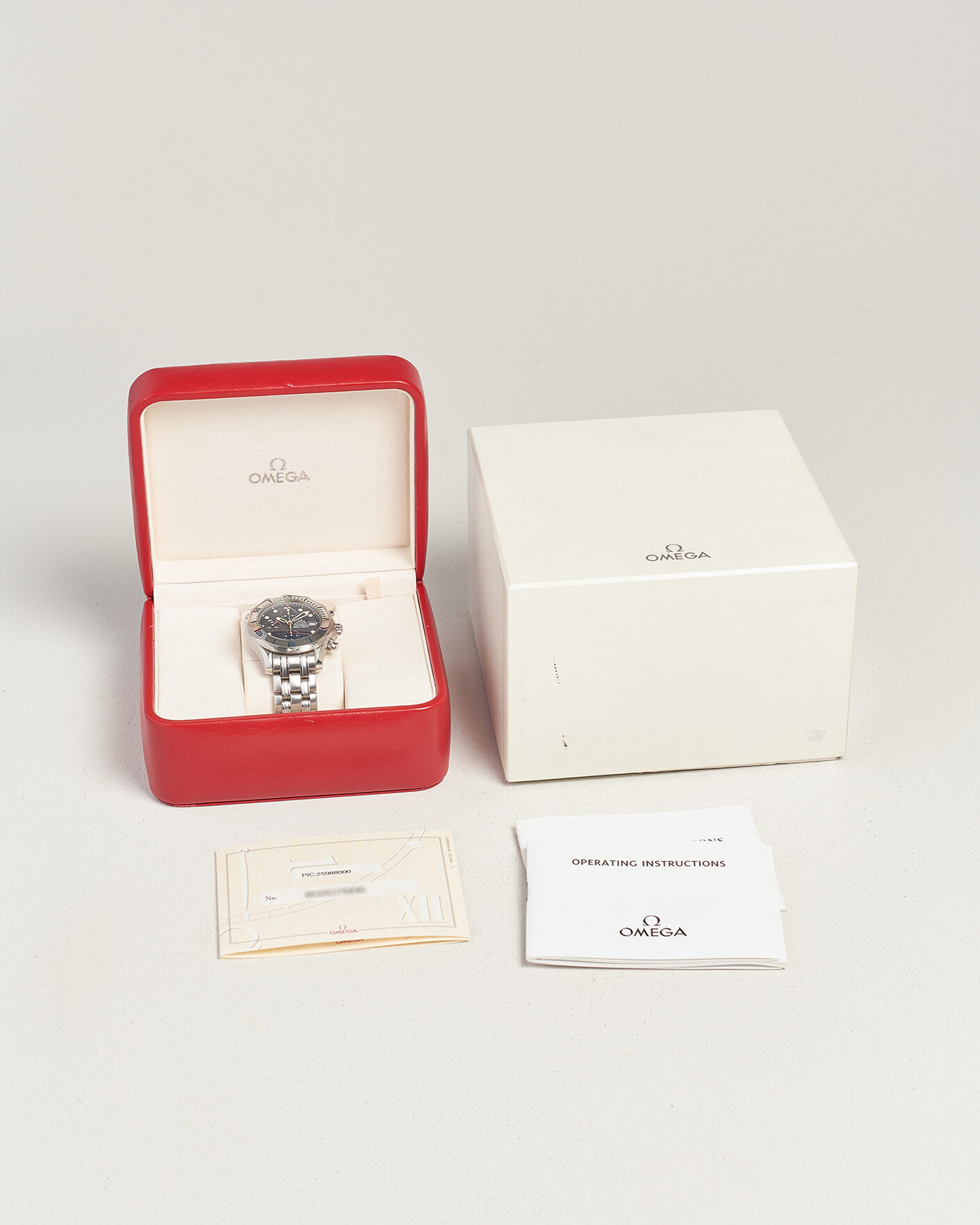 Men | Pre-Owned & Vintage Watches | Omega Pre-Owned | Seamaster 300M Chrono