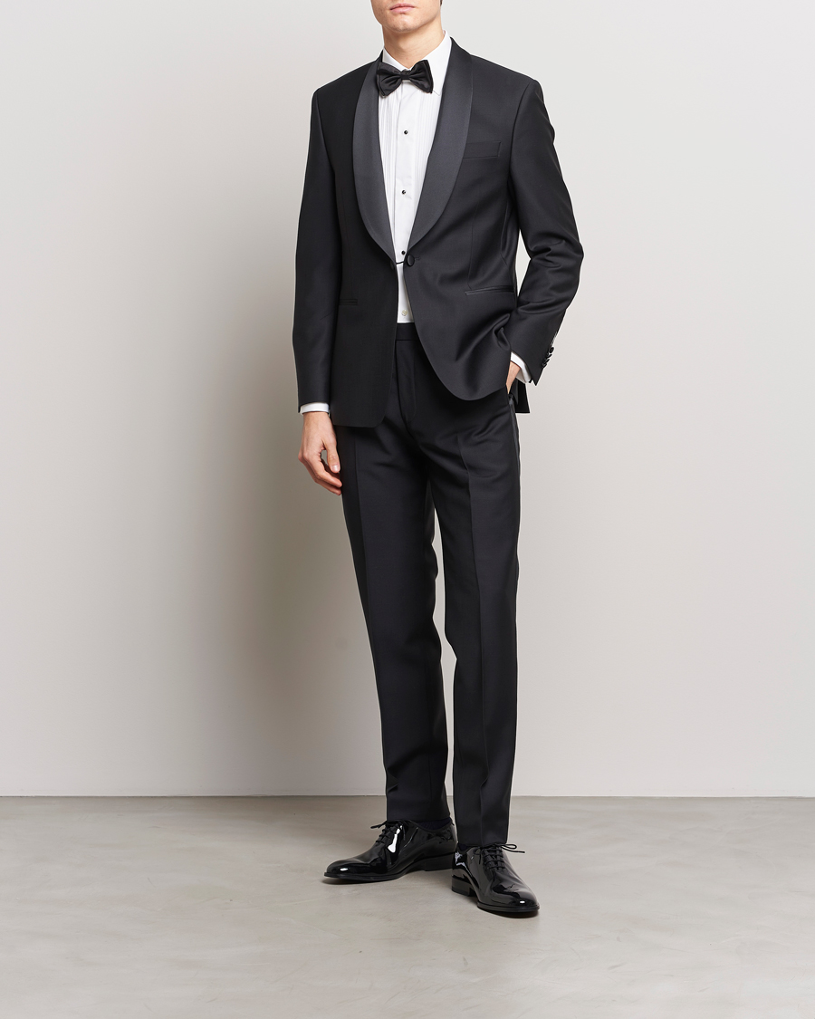 Mies | Smokit | Oscar Jacobson | Figaro/Denz Straight Wool Tuxedo Suit Black