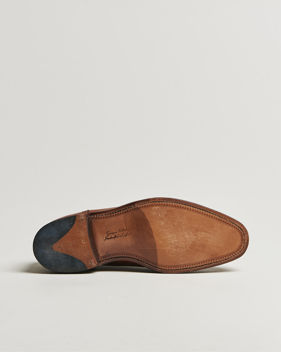 Men | Loake 1880 Strand Brogue Mahogany Burnished Calf | Pre-owned | Loake 1880 Strand Brogue Mahogany Burnished Calf