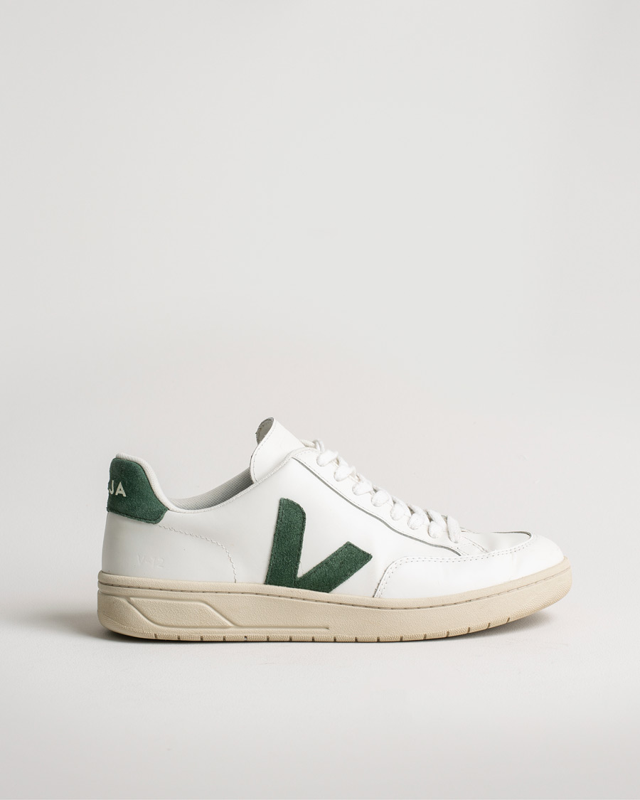 Men | Veja V-12 Leather Sneaker Extra White/Cypres | Pre-owned | Veja V-12 Leather Sneaker Extra White/Cypres