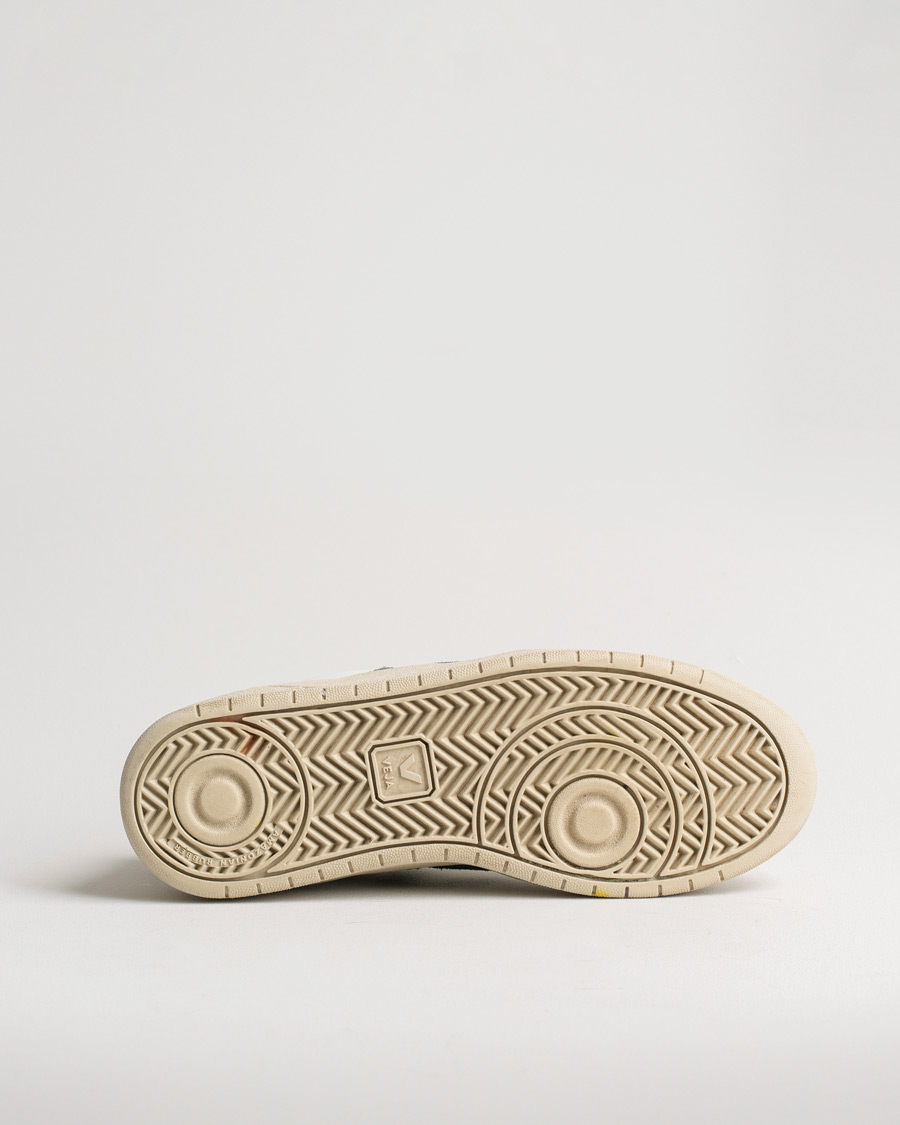 Men | Veja V-12 Leather Sneaker Extra White/Cypres | Pre-owned | Veja V-12 Leather Sneaker Extra White/Cypres