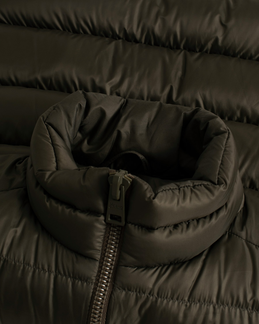 Men | Coats & Jackets | Pre-owned | Herno Globe Down Puffer Gilet Forest Green