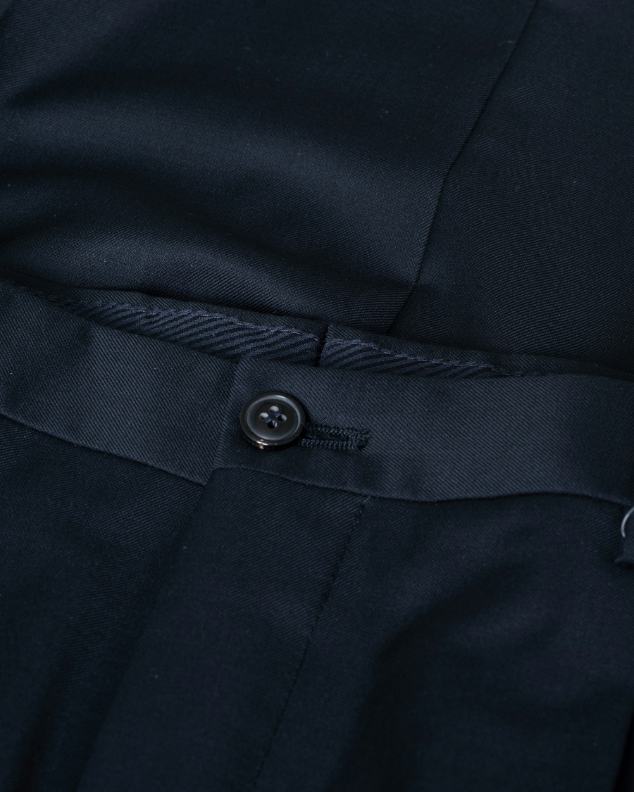 Men | Giorgio Armani Tapered Wool/Cashmere Gabardine Trousers Navy | Pre-owned | Giorgio Armani Tapered Wool/Cashmere Gabardine Trousers Navy