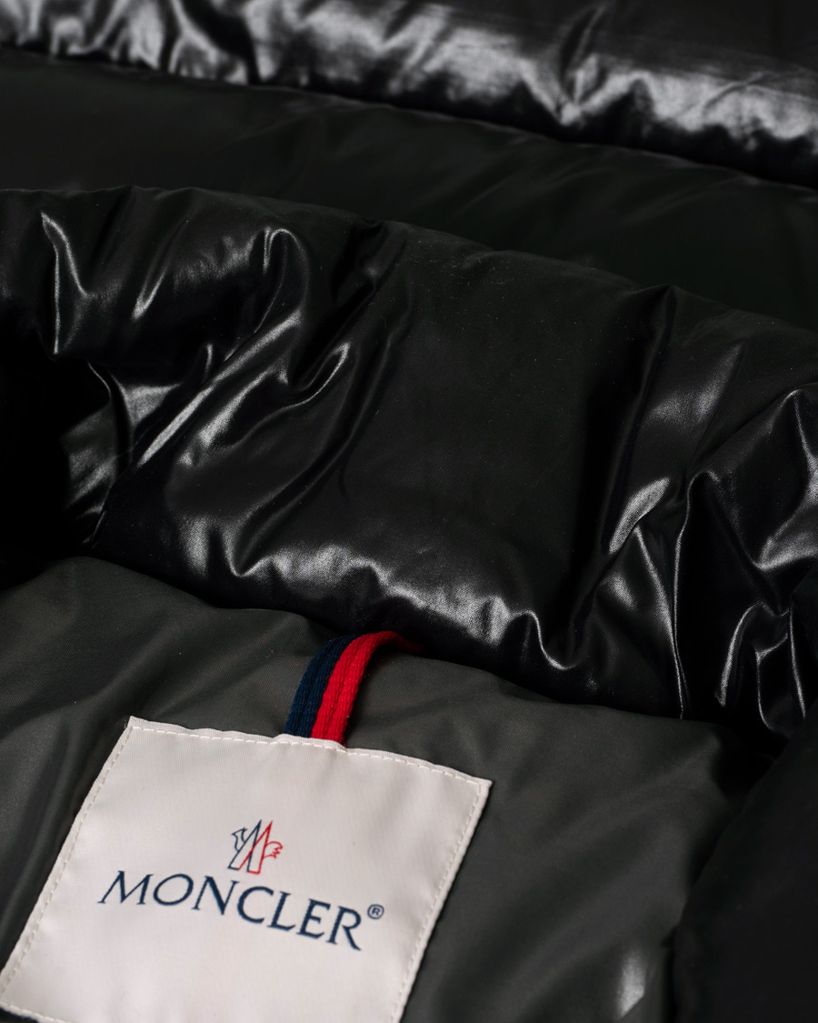 Men | Coats & Jackets | Pre-owned | Moncler Tibb Down Vest Black