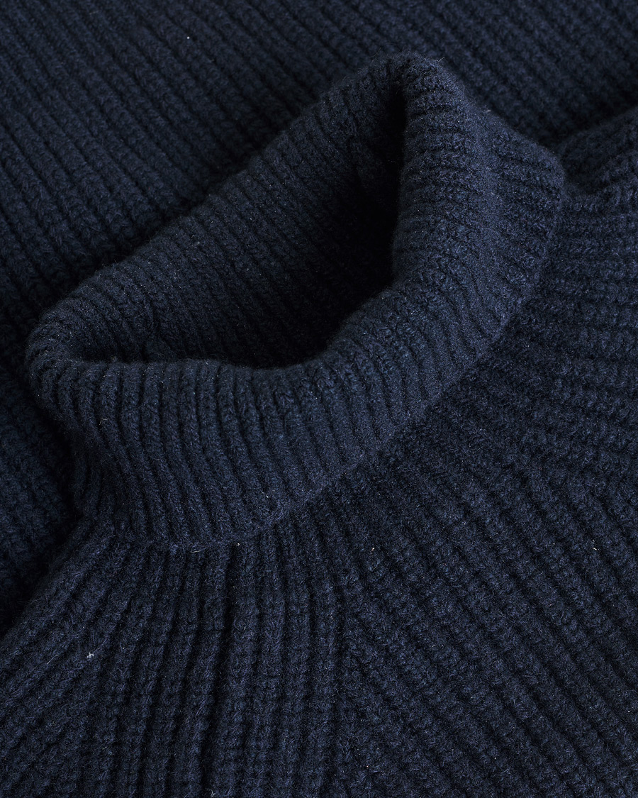 Men | Sweaters & Knitwear | Pre-owned | Inis Meáin Wool/Cashmere Boatbuilder Turtleneck Navy