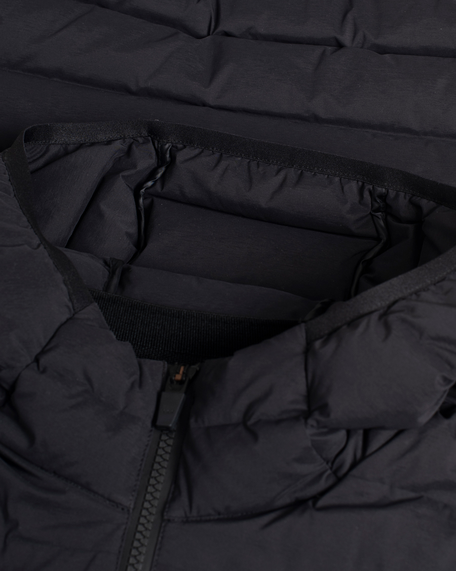 Men | Coats & Jackets | Pre-owned | UBR Sonic Delta Hooded Jacket Black Storm