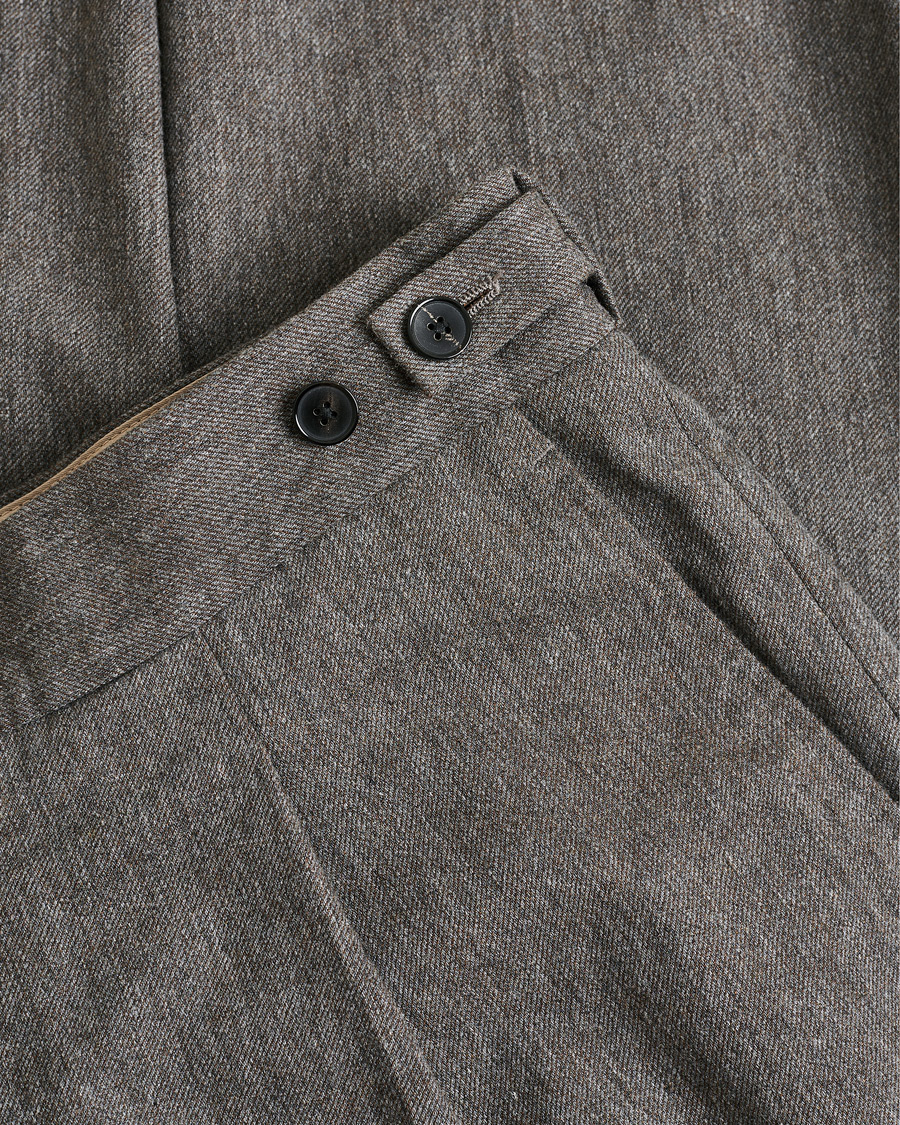 Men | Pre-owned Trousers | Pre-owned | Lardini Wool Pleated Trousers Taupe 52