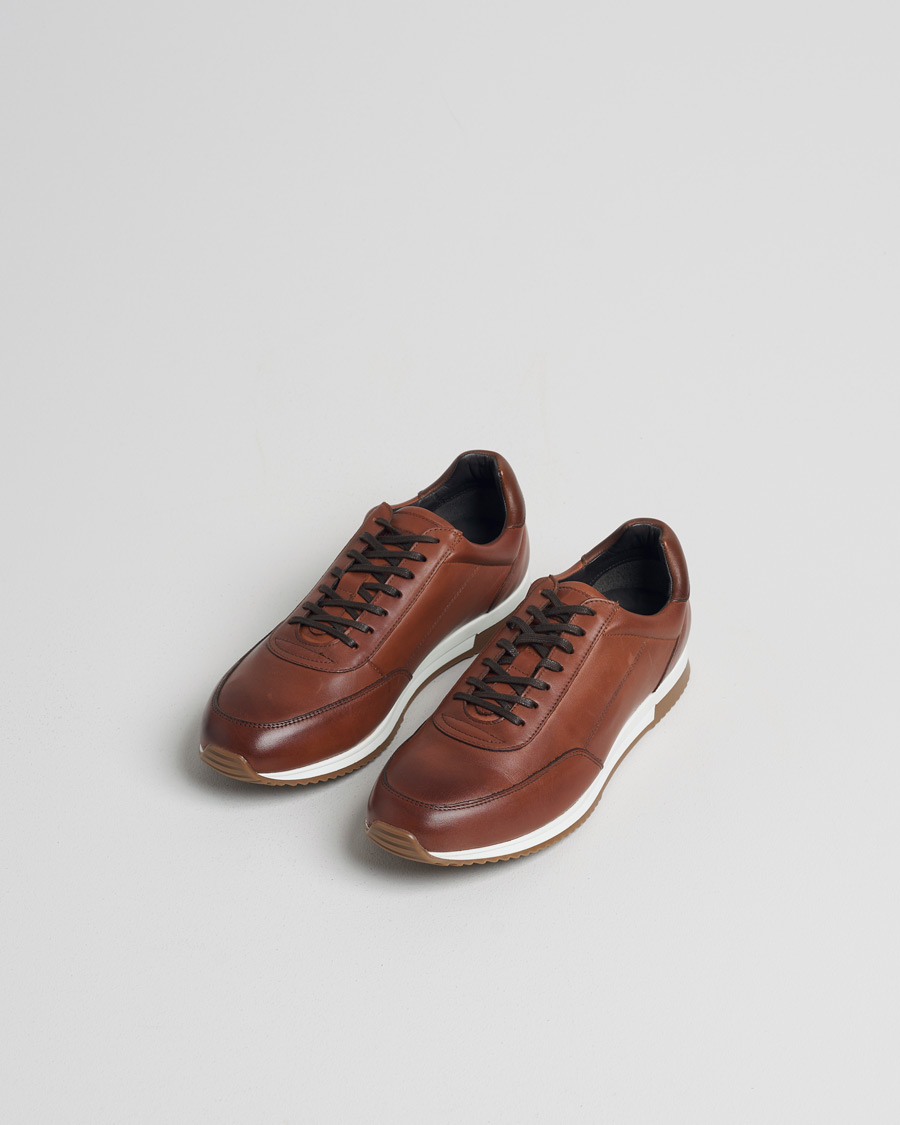 Men | Loake 1880 Bannister Leather Running Sneaker Cedar | Pre-owned | Loake 1880 Bannister Leather Running Sneaker Cedar