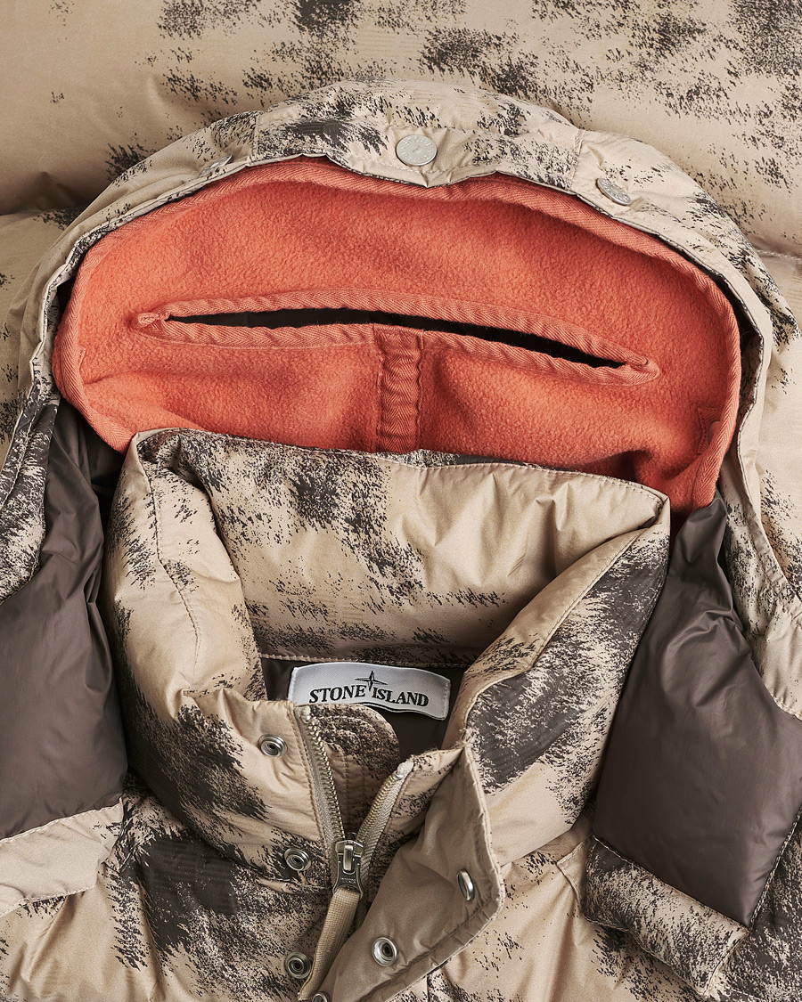 Men | Pre-owned Coats & Jackets | Pre-owned | Stone Island Thermo Sensitive Camo Down Jacket Dove Grey L
