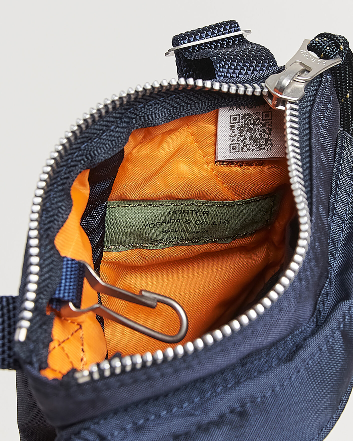 Men | Pre-owned Accessories | Pre-owned | Porter-Yoshida & Co. Force Small Shoulder Pouch Navy Blue