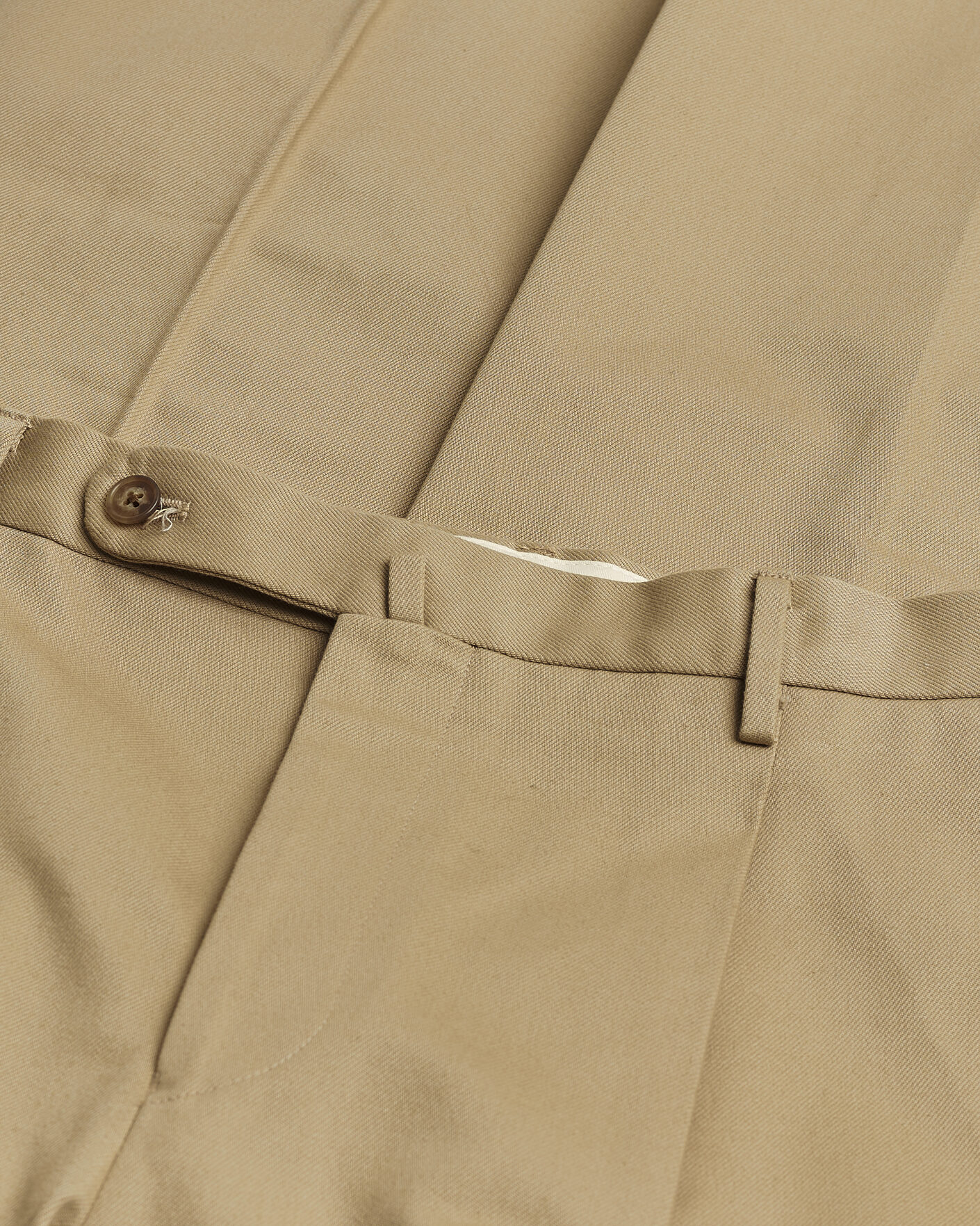 Men | Pre-owned Trousers | Pre-owned | Rubato High Waist Cotton Chino Beige 52