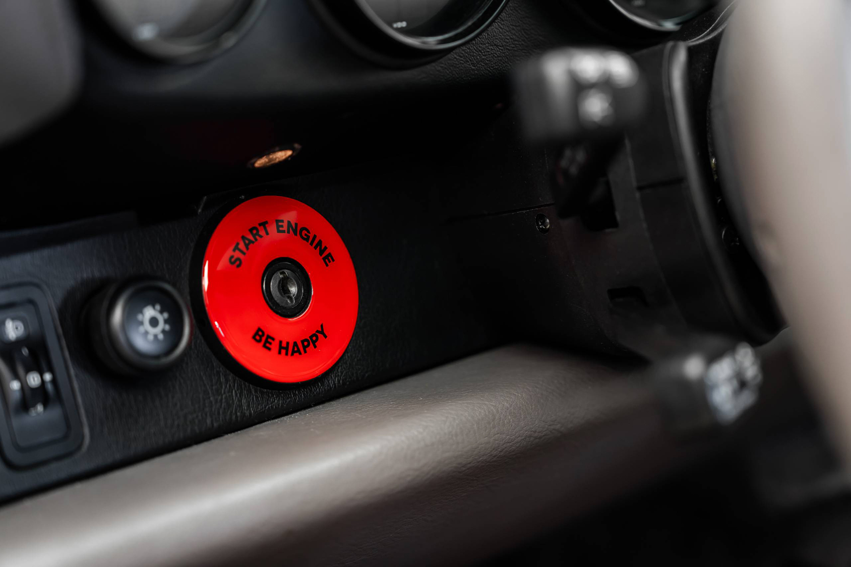 Men | | Pre-Owned & Vintage Cars | Porsche 911 Carrera 4S ***SOLD***