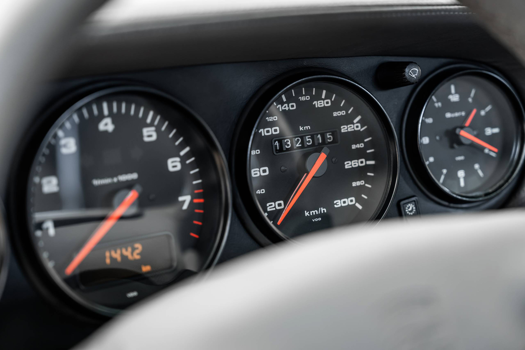 Men | | Pre-Owned & Vintage Cars | Porsche 911 Carrera 4S ***SOLD***