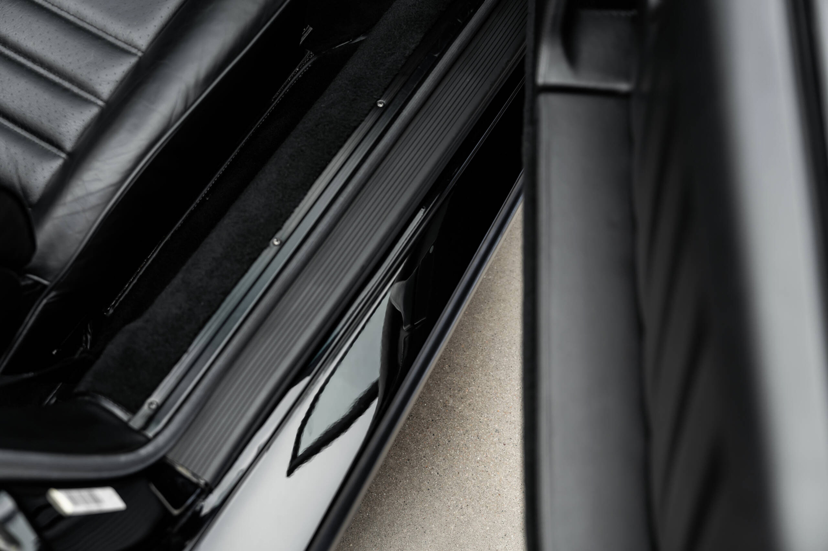 Men |  | Pre-Owned & Vintage Cars | Porsche 911 Carrera WTL Cab